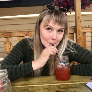 Meet your Posher, Brooke